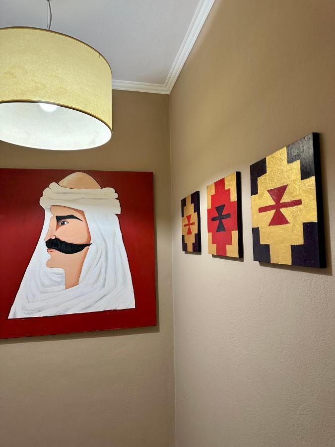 Amos City Center Apartment Тирана Екстер'єр фото